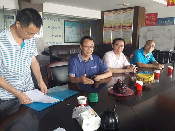 長(zhǎng)沙市氣象局領(lǐng)導(dǎo)蒞臨我司考察防雷工程安全施工規(guī)范 長(zhǎng)沙市氣象局領(lǐng)導(dǎo)蒞臨我司考察防雷工程安全施工規(guī)范